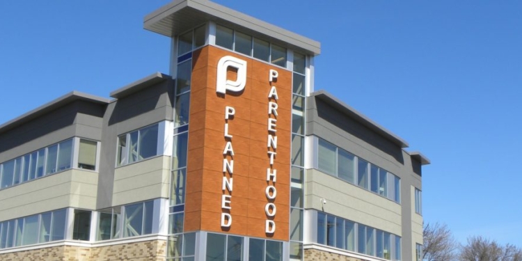 Planned Parenthood Clinic To Offer Free Abortions, Vasectomies During DNC