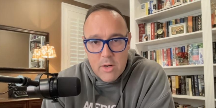 ‘She Would Have A Real Chance’: Ex-CNN Analyst Breaks Down Why AOC Is ‘Going To Run’ For President