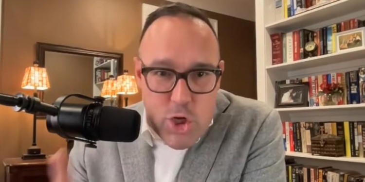 Ex-CNN Analyst Says Harris’ ‘Risk-Averse’ Strategy Could Cost Her Election