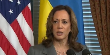 New Poll Reveals Warning Signs For Harris Among Key Battleground State Demographic